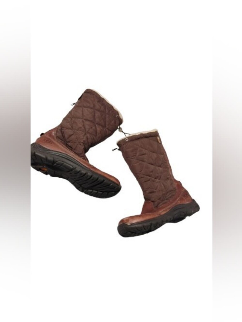 Ugg Women's Quilted Vibram Sole Waterproof Boots Sz 8